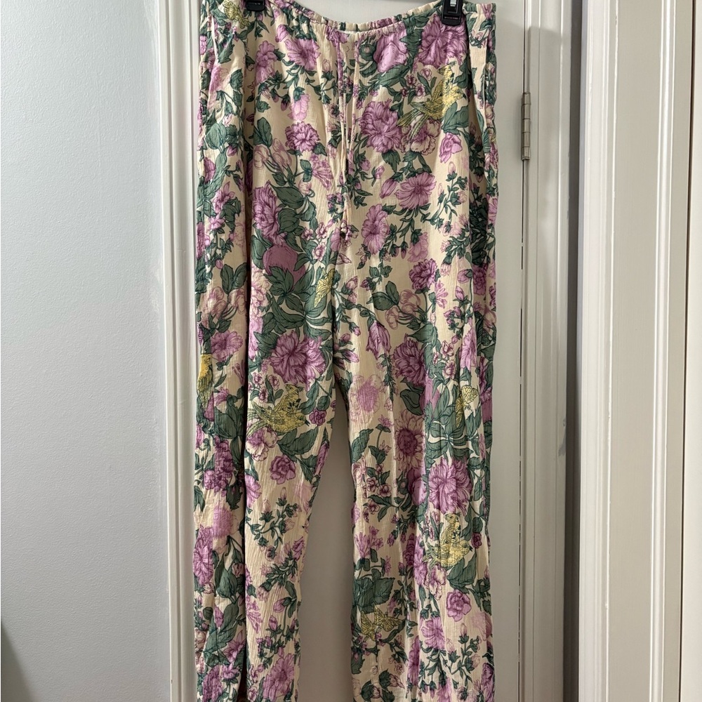 Abercrombie & Fitch Cream Floral Wide Leg Pants